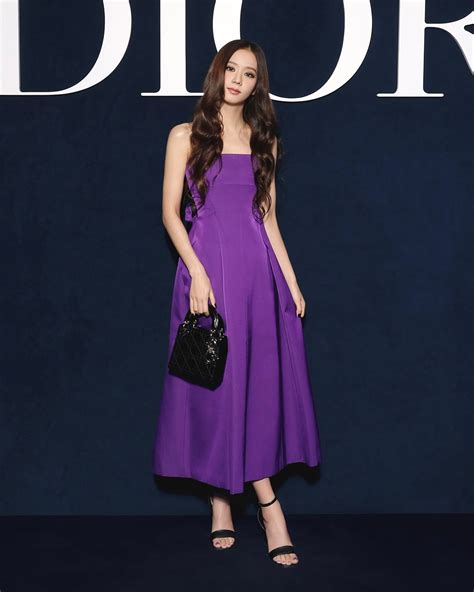 jisoo dior sales|Jisoo Dior fashion week.